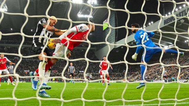 开云官网-裁判公司复盘阿森纳“冤案” 录音证明VAR程序正确？