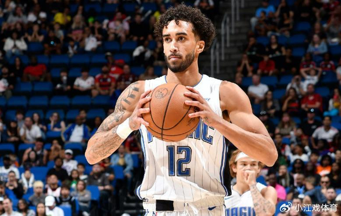 开云体育官网-数据对比，广东队外援贝兹利和特雷韦林-奎因谁更强？|NBA|三分球命中率|投篮|俄克拉荷马雷霆队|菲尼克斯太阳队_新浪体育_新浪新闻