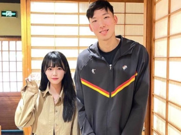 开云体育官网-周琦NBA总薪水950万，实际到手有多少？说出来你别不信|休斯敦火箭队|合同|球员|薪资|保障_新浪体育_新浪新闻