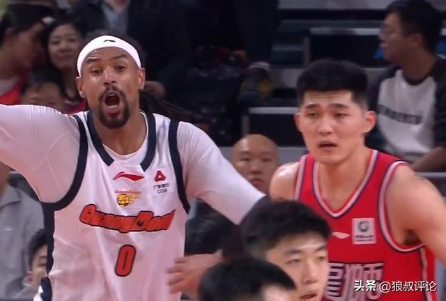 开云体育下载-萨林杰辟谣找到下家：我正和广东男篮打季后赛 努力争夺总冠军